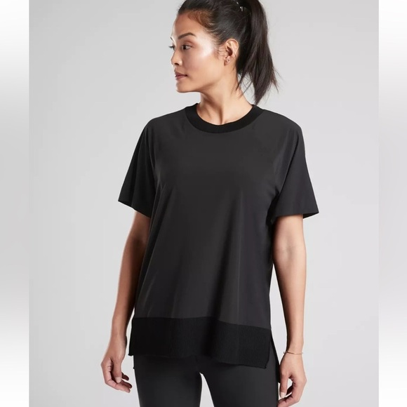 Athleta Zephyr Oversized Tee Sz  XS Black Travel Athleisure Office Activewear 18 - Picture 1 of 8